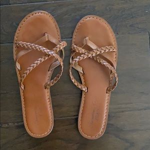 American Eagle sandals